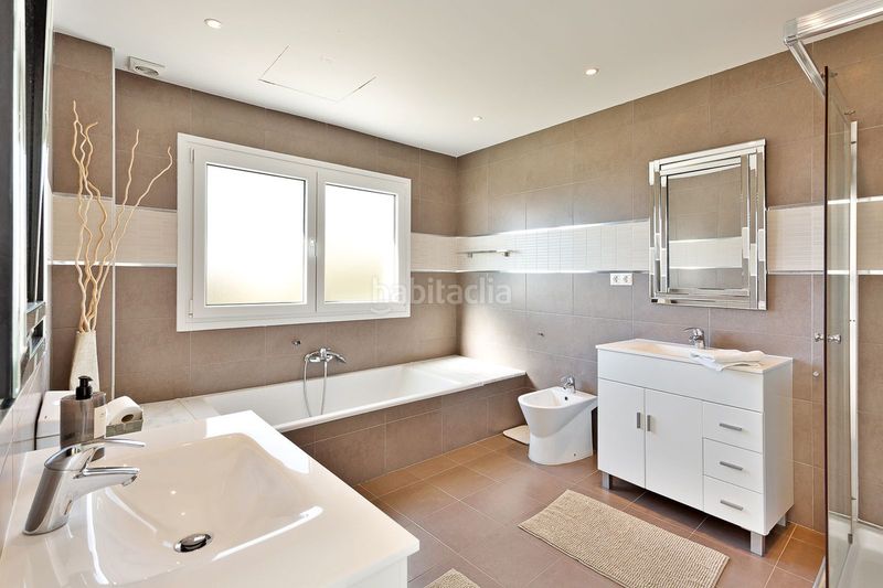 Foto c8905706-31cd-42de-9246-b6248cde8368. Casa amb aparcament piscina a El Rosario - Ricmar Marbella