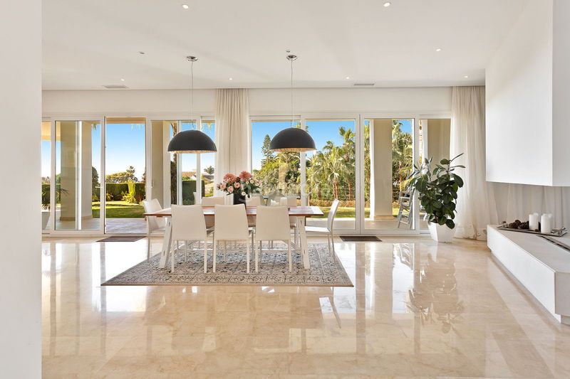 Foto df0db675-140d-4457-b531-51e0a907f785. Casa amb aparcament piscina a El Rosario - Ricmar Marbella