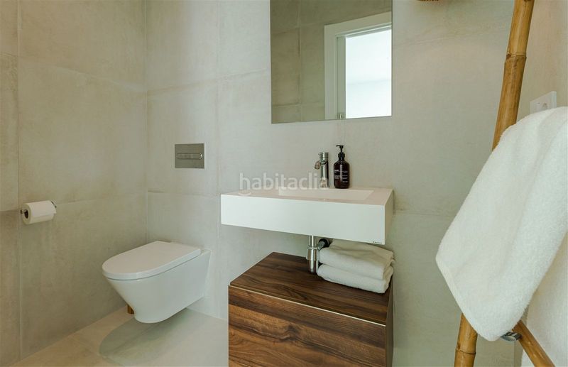 Foto 35371a63-ac6e-4638-aa6a-ce2d70907511. Casa amb aparcament piscina a Calahonda Mijas