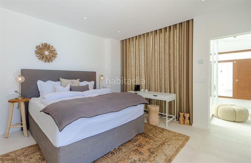 Foto 5be80ca2-bad0-4743-b71c-0e287a6777d8. Casa amb aparcament piscina a Calahonda Mijas