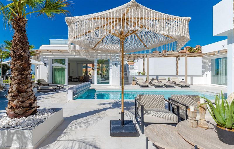 Foto 7a65ffde-139c-4b79-b39c-66dd4ac620f9. Casa amb aparcament piscina a Calahonda Mijas