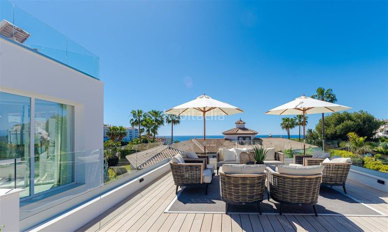Foto 857eee7d-de69-47f9-ba42-429827434971. Casa amb aparcament piscina a Calahonda Mijas