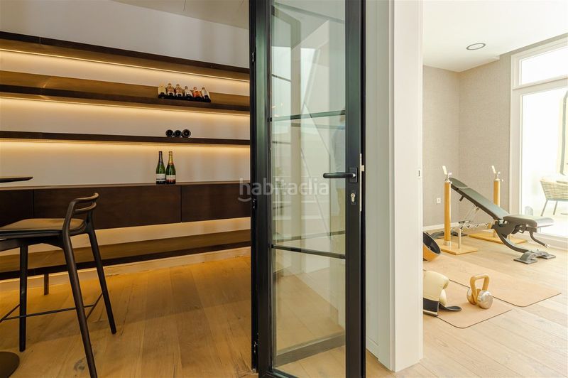 Foto eb3fc9c9-0f93-4f56-9e27-1508651b4ddd. Casa amb aparcament piscina a Calahonda Mijas