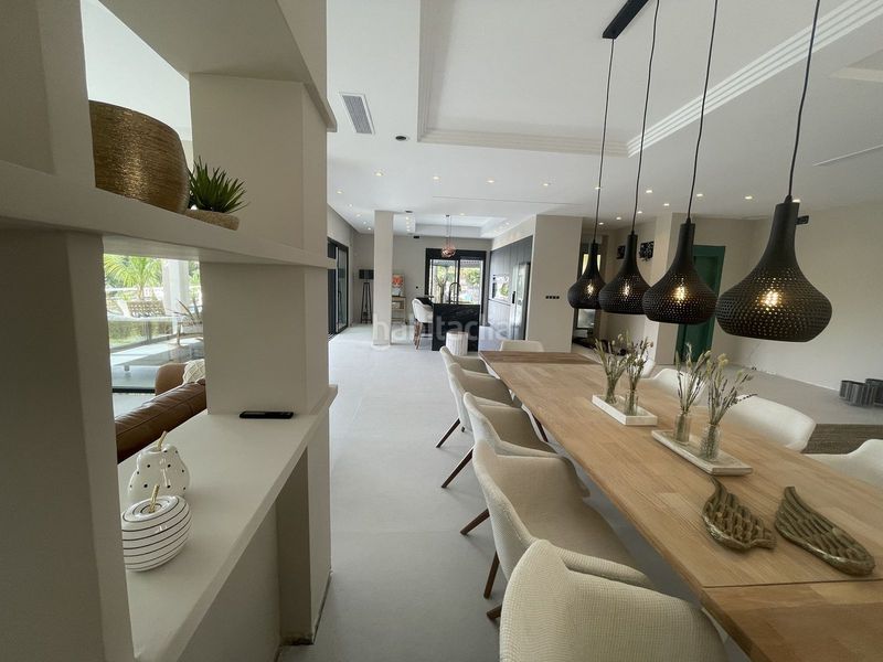 Foto b30d879d-99f6-452d-a970-982d0d1cbcd2. Casa amb aparcament piscina a Elviria Marbella