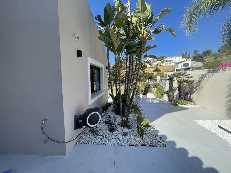 Foto c552256f-5099-48ef-b833-309988322f70. Casa amb aparcament piscina a Elviria Marbella