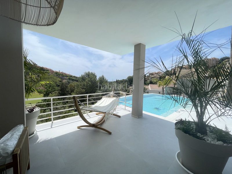 Foto e7d1de92-e3e7-45d7-a0ae-12285c1af944. Casa amb aparcament piscina a Elviria Marbella
