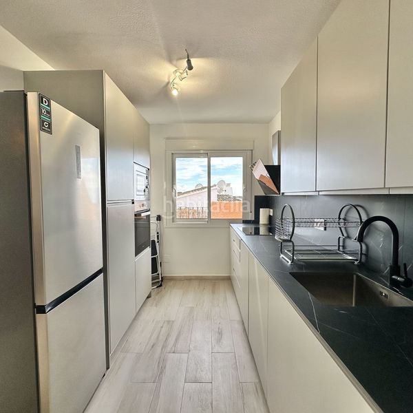 Foto d9199ae4-9b1e-45ab-89f6-2bb40011b350. Apartamento en Calahonda Mijas