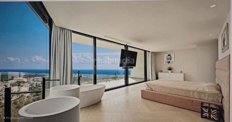 Foto 43e55080-3243-4bae-a5df-b83526200080. Casa amb aparcament piscina a Alto de los Monteros Marbella
