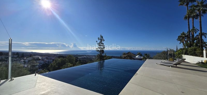 Foto af3d9084-521e-4027-97c8-9bfba6de535d. Casa amb aparcament piscina a Alto de los Monteros Marbella