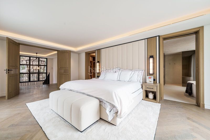 Foto aed5a547-3e3b-4b26-9fff-a5662bff2fc3. Casa en Las Brisas Marbella