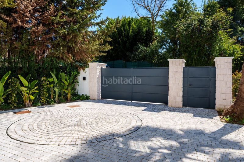 Foto e9b85996-6ead-413b-9b76-9b8de04bcde1. Casa en Las Brisas Marbella