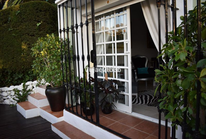 Foto d5f69eb4-1c69-439d-bf89-d8c8c5541fbd. Casa adossada amb piscina a Aloha Marbella