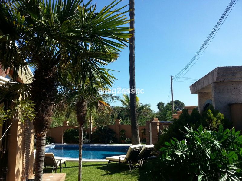 Foto 355b537b-9207-45d7-b259-b0d86ed38767. Casa amb aparcament piscina a Cancelada Estepona