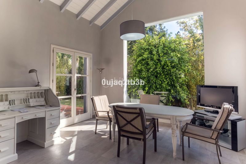 Foto 016632c5-d786-4e15-a070-9685765fecc4. Casa amb aparcament piscina a Guadalmina Baja Marbella