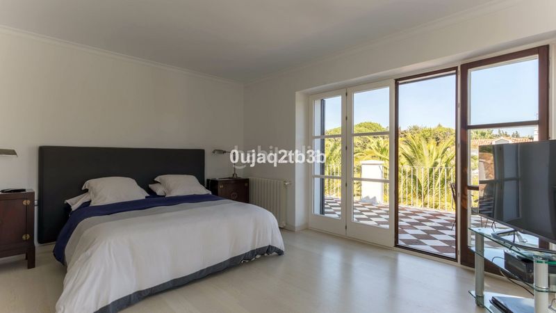 Foto ddb4ba9f-9991-49c5-8331-5c6e24e74b29. Casa amb aparcament piscina a Guadalmina Baja Marbella