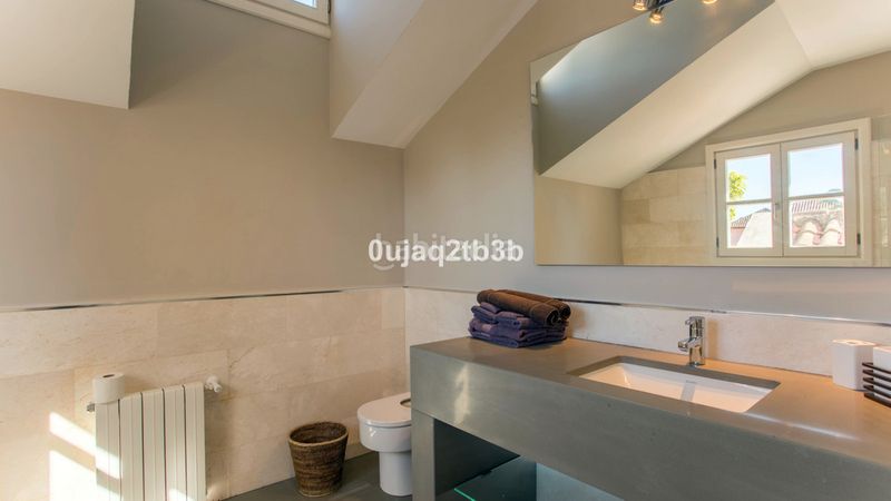 Foto e2a173c8-1b46-487e-82d9-c5732dab5b13. Casa amb aparcament piscina a Guadalmina Baja Marbella