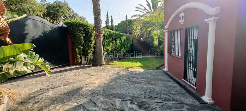 Foto 60250fe0-bd1b-4aa7-a94d-025fb9df208e. Casa amb aparcament piscina a El Rosario - Ricmar Marbella