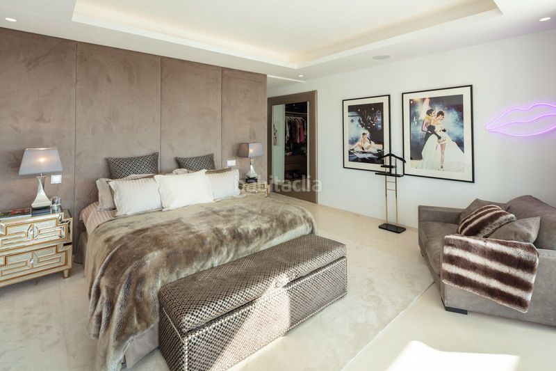 Foto b6e9e464-c9ec-40f9-bd8e-088200b698d1. Casa amb aparcament piscina a Los Naranjos Marbella