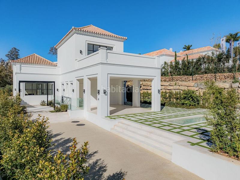 Foto 152dacd6-6fb2-45e9-bcb0-5c2514f8fe2e. Chalet with heating pool in Los Naranjos Marbella