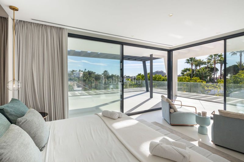 Foto a1e682cc-b7aa-4892-805a-fd8287ee5ac0. Casa amb piscina a Los Naranjos Marbella