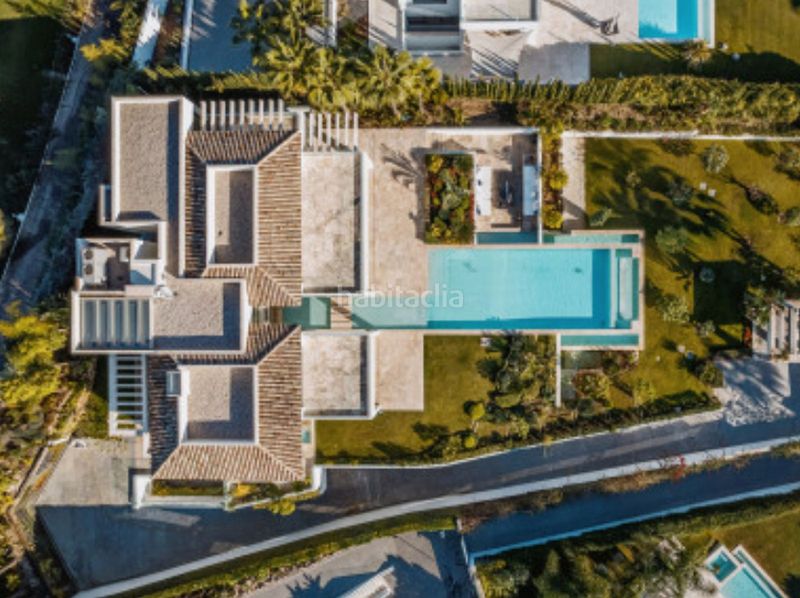 Foto 36984818-71f9-40b8-be21-a27a219d5dfb. Casa amb piscina a Los Naranjos Marbella