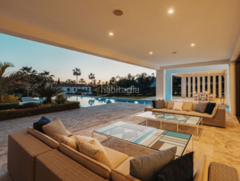 Foto a2ab5101-1a5b-41ae-bee7-ef8fb15867cb. Casa amb piscina a Los Naranjos Marbella