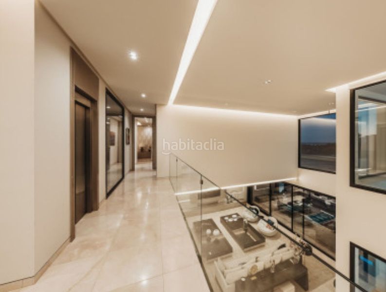 Foto a8c06451-7711-485a-bd40-94c24a9113bd. Casa amb piscina a Los Naranjos Marbella