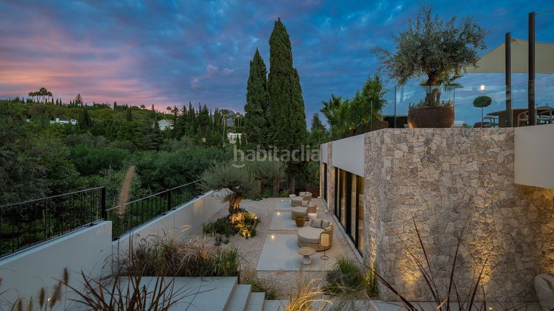Foto a4329bec-84e9-4738-a5b5-fd1f18a41f88. Casa amb aparcament piscina a Los Naranjos Marbella