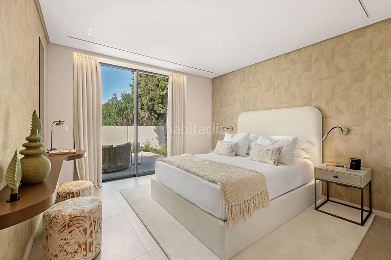 Foto b9b287c9-72cf-4f62-a9ba-fa525ce8cb8d. Casa amb aparcament piscina a Los Naranjos Marbella