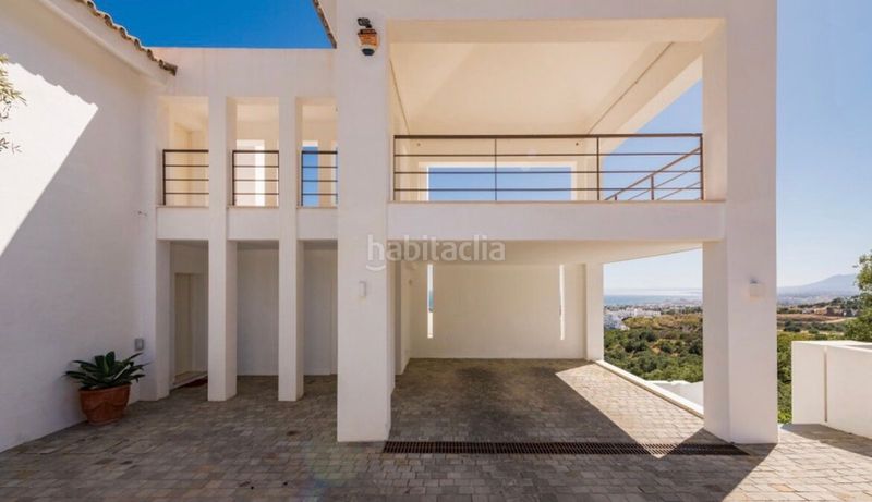 Foto 3d105373-4fbd-406b-a6c7-a76ec07eed76. Casa amb aparcament piscina a Alto de los Monteros Marbella