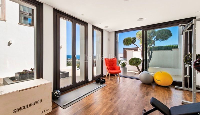 Foto c91fd461-0650-4851-a2d1-47c7a130d377. Casa amb aparcament piscina a Alto de los Monteros Marbella