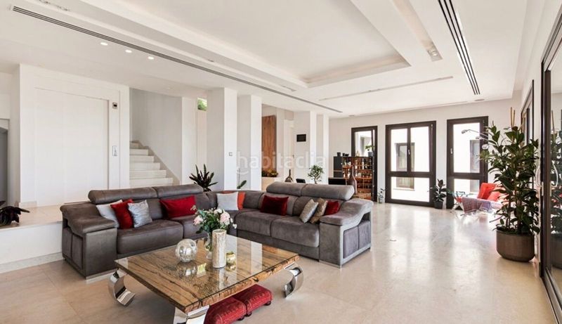 Foto fe65b294-71da-4602-8389-dcb75ed1c299. Casa amb aparcament piscina a Alto de los Monteros Marbella