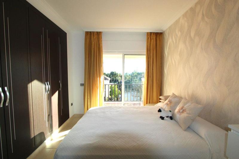 Foto 6f9a19a9-13e3-45ca-a42e-d0254d78029b. Semi detached house with heating pool in Centro Histórico Málaga