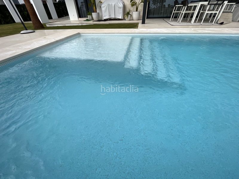 Foto 03439447-fba4-463e-8633-2d119cf010c0. Casa amb aparcament piscina a Las Lomas de Río Verde Marbella