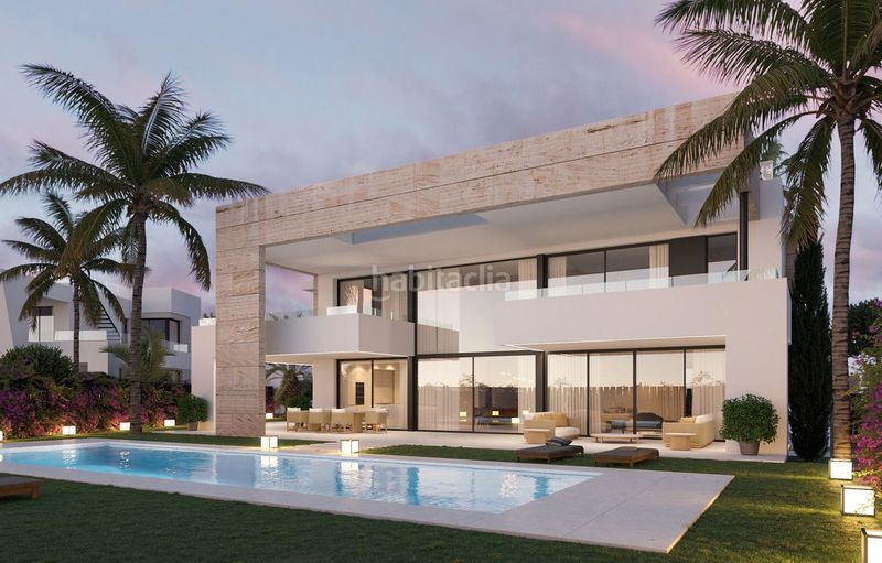 Foto 9c96d97a-568a-49a4-a04f-9493b682637a. Casa amb aparcament piscina a Las Lomas de Río Verde Marbella