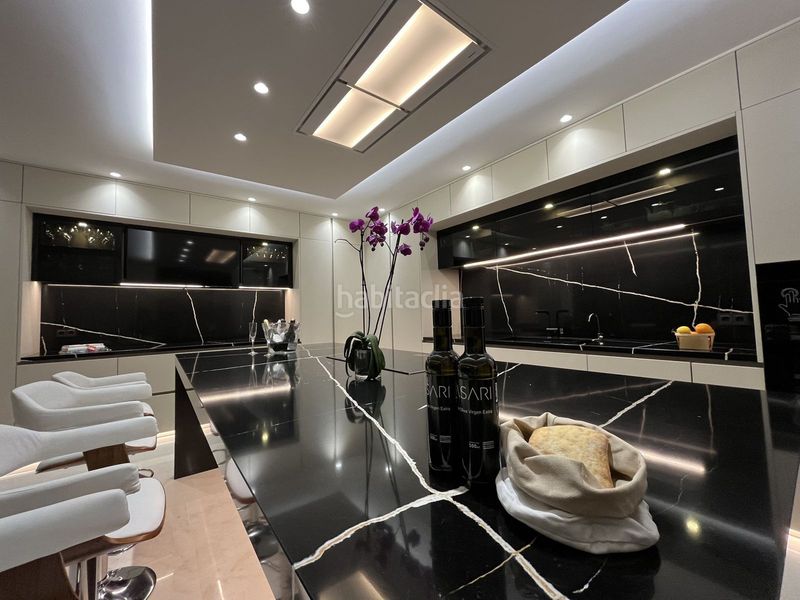 Foto f6014171-7ad0-47ef-9493-24c3e48d912a. Casa amb aparcament piscina a Las Lomas de Río Verde Marbella