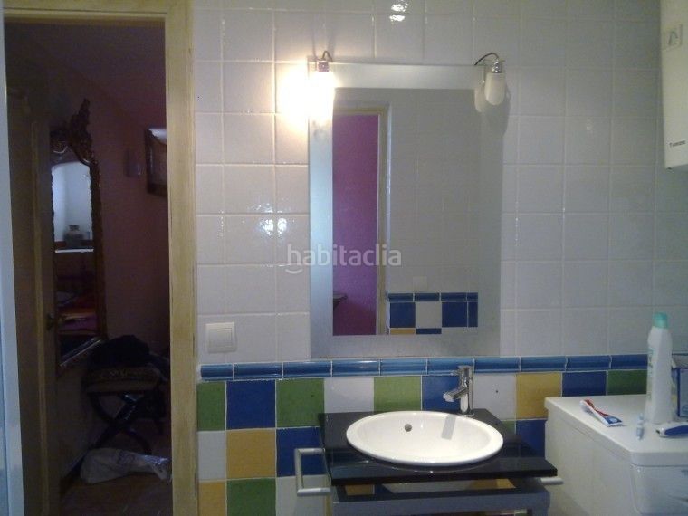 Foto 4bb3b104-e10c-4494-8dd2-ec656b50f32f. Casa amb aparcament piscina a Los Naranjos Marbella