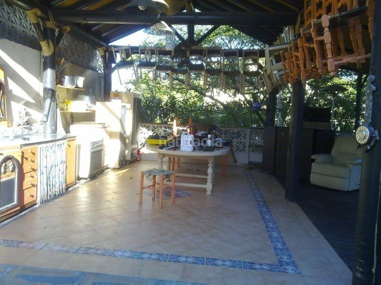 Foto 7bf738a7-e53d-46bf-ba4a-efa1e1be5b27. Casa amb aparcament piscina a Los Naranjos Marbella