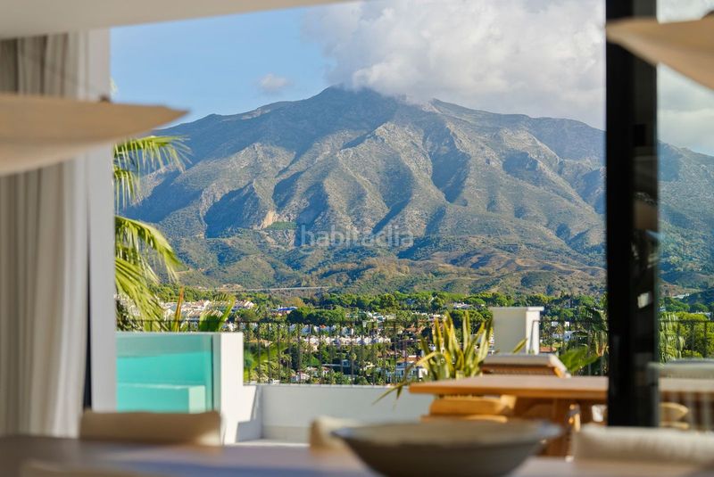 Foto a83130fe-a30d-48e4-9ec3-9646255fc64c. Casa amb aparcament piscina a Los Naranjos Marbella