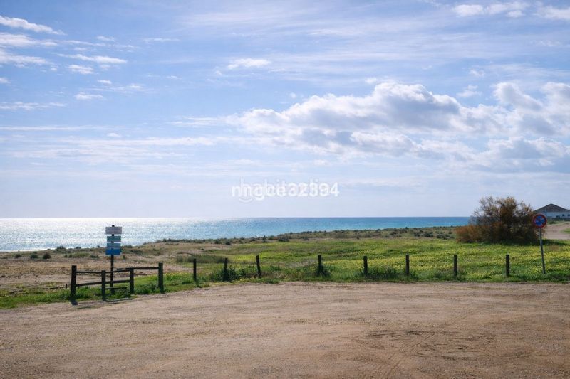 Foto 2f1e1ef5-04af-435f-872e-4681925aa732. Casa amb aparcament piscina a Alcorrín Manilva