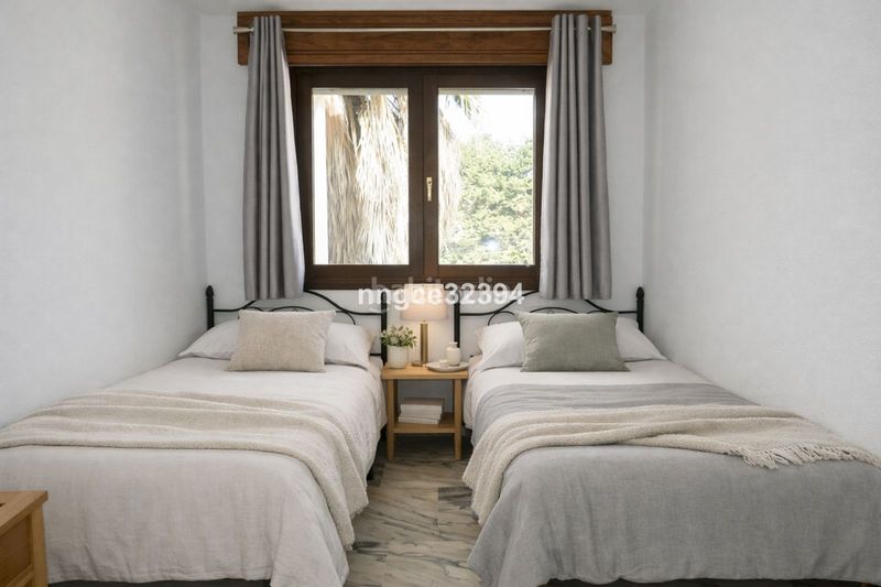 Foto 58b17128-f081-467e-b3af-ef5acd0d0a87. Casa amb aparcament piscina a Alcorrín Manilva