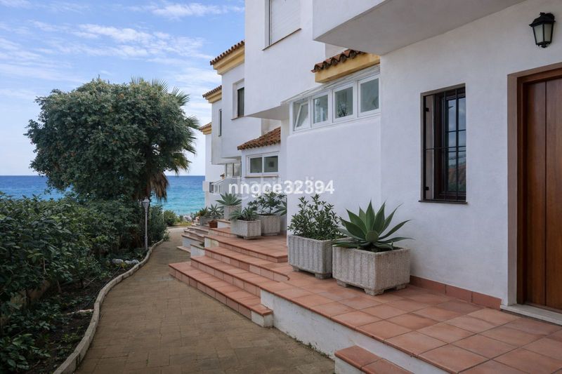 Foto d81ae9a5-c2b5-4cb2-bade-41eb180609d9. Casa amb aparcament piscina a Alcorrín Manilva