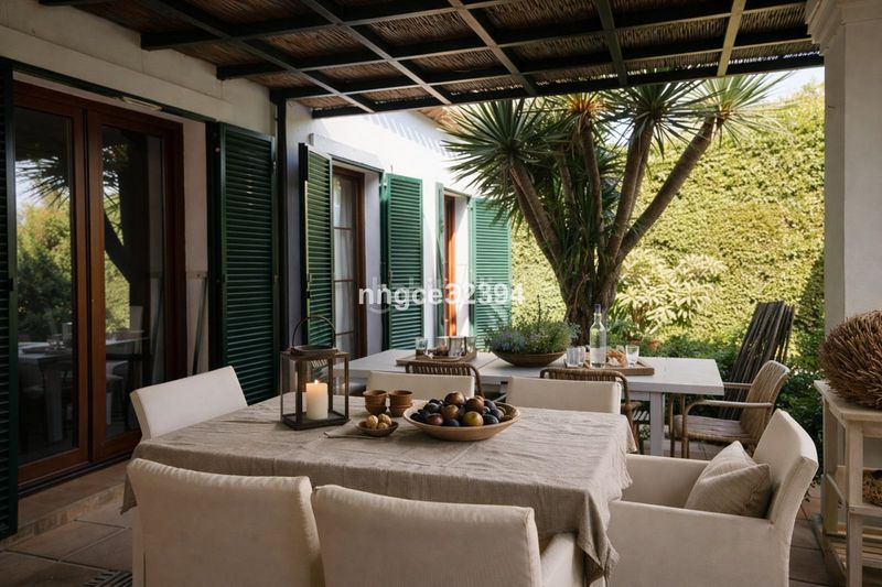 Foto 0d20d139-96d7-402f-a260-7843a6ae6171. Casa amb aparcament piscina a Sotogrande costa Sotogrande