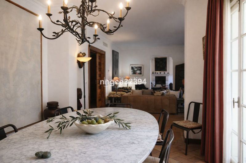 Foto a15b997e-079d-4297-b45b-51b7f3644036. Casa amb aparcament piscina a Sotogrande costa Sotogrande