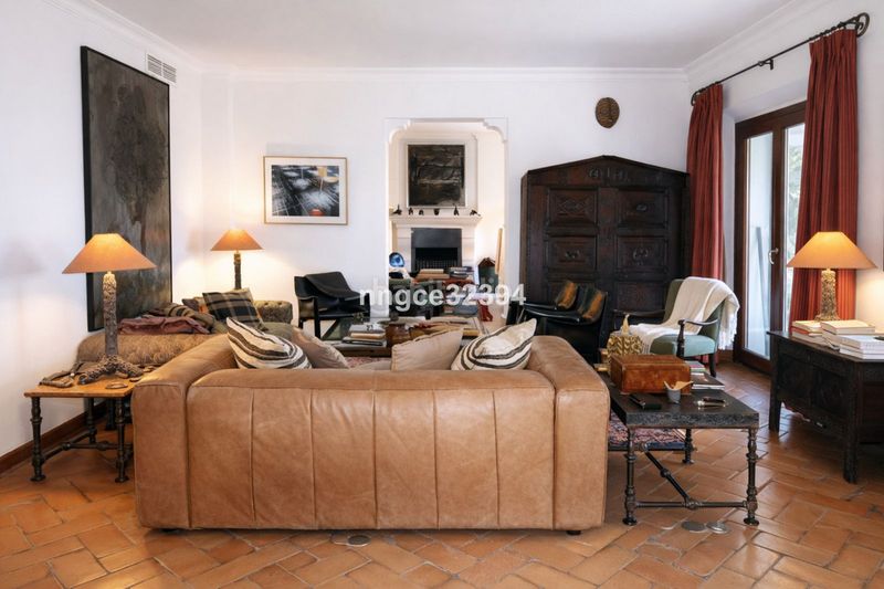 Foto bf5436d2-37dd-4224-8116-36a58c1fb57d. Casa amb aparcament piscina a Sotogrande costa Sotogrande