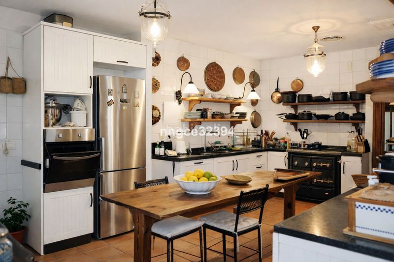 Foto ec719148-185b-4a87-a111-beb9a4e1cf89. Casa amb aparcament piscina a Sotogrande costa Sotogrande