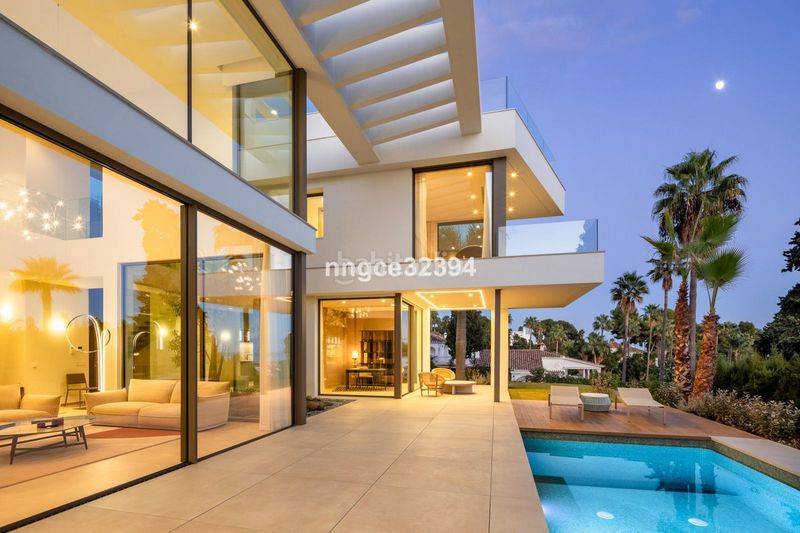 Foto 8af49c22-515d-420f-b584-cfba554a85cd. Casa amb aparcament piscina a Guadalmina Baja Marbella