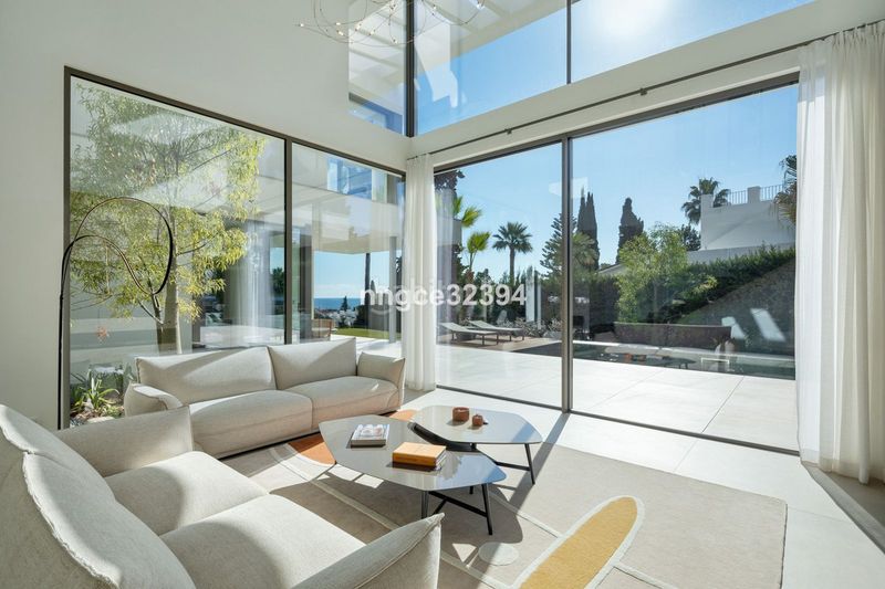 Foto aada733e-5200-4f91-8f5c-a0a3ac1a6428. Casa amb aparcament piscina a Guadalmina Baja Marbella