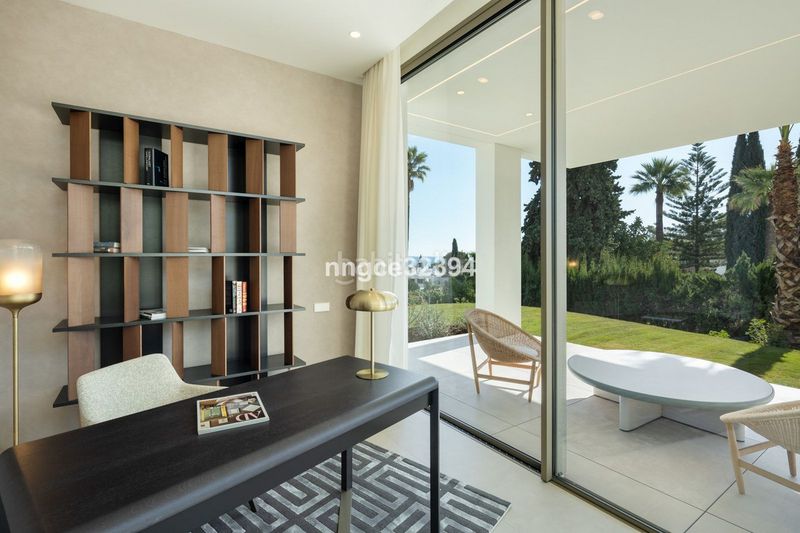 Foto de674603-22a9-44dd-8672-da2c9443ebf2. Casa amb aparcament piscina a Guadalmina Baja Marbella