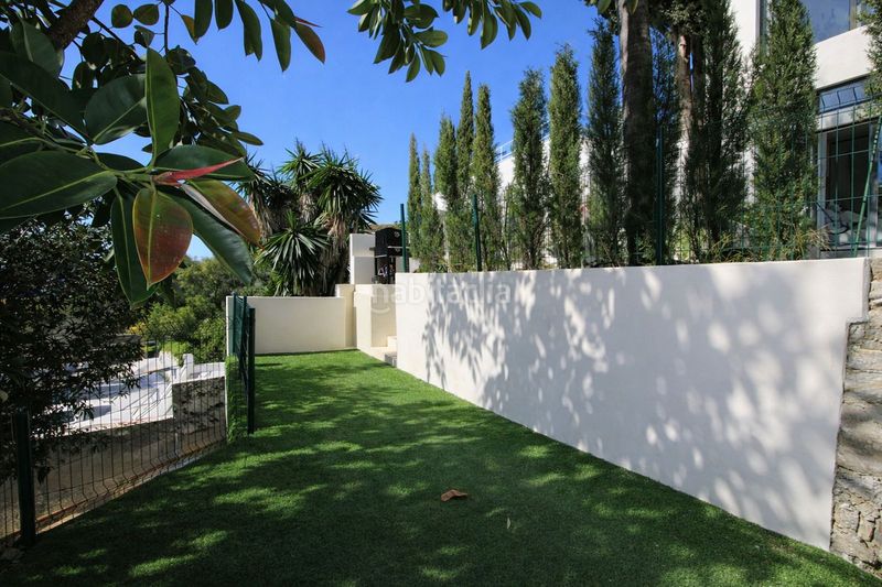 Foto b8d36387-62e7-4b1c-a073-7203da1bc392. Casa amb aparcament piscina a Elviria Marbella